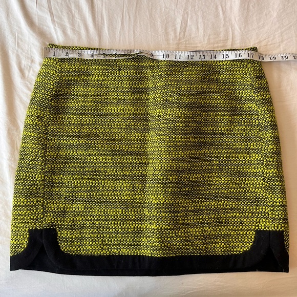 Stylish Green and Black Women's Skirt - Picture 9 of 15